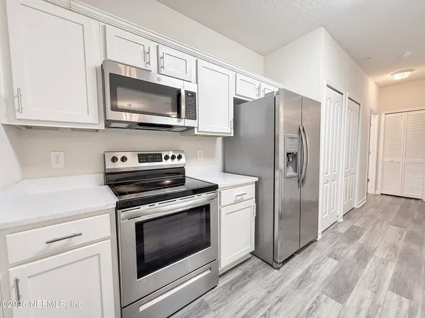 4958 KEY LIME Drive #205, Jacksonville, FL 32256