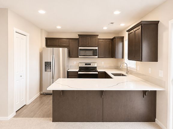 3rd image of 18505 Alpine Way E