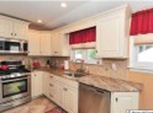 87 Gordons Corner Rd, Marlboro, NJ 07746