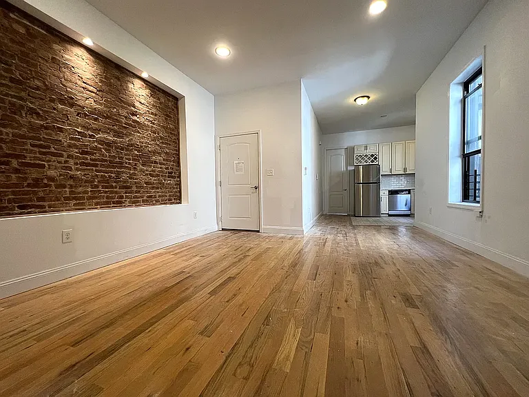 979 Seneca Ave #3 — Photo 1