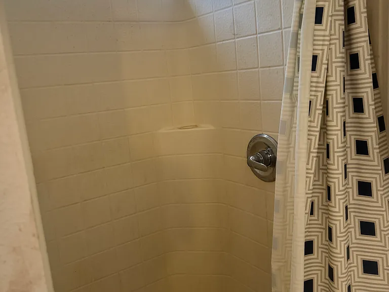 1938 E Mitchell Dr #2 — Photo 5