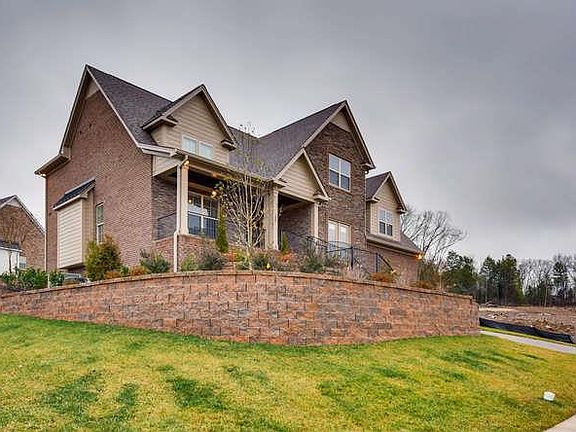 2nd image of 2231 Kirkwall Dr