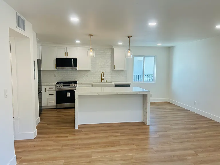811 Alabama St #3 — Photo 5
