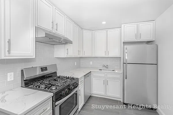 Rented by Stuyvesant Heights Realty Corp | media 24