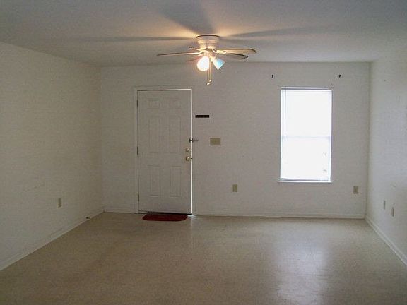 3rd image of 6753B Alma St