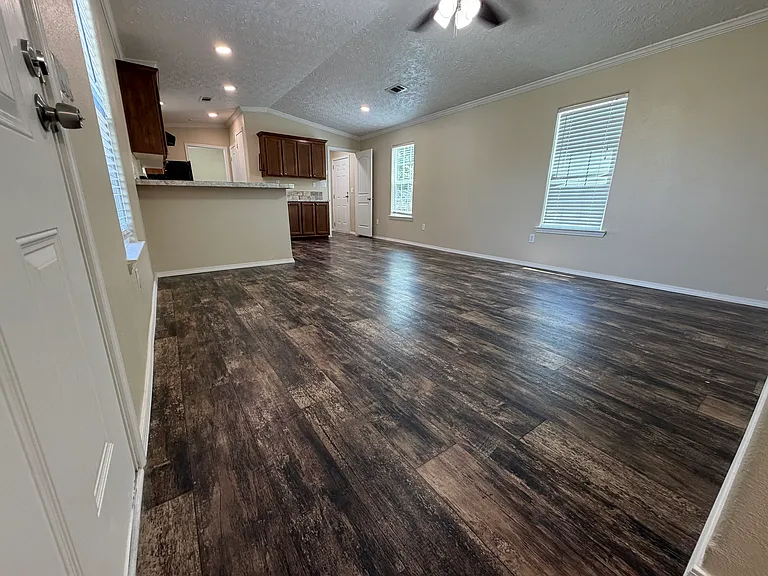 709 N Collins Fwy #213 — Photo 8