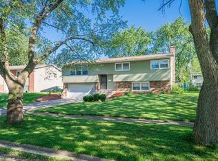 1807 218th St, Sauk Village, IL