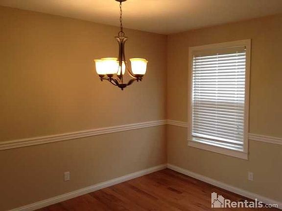 2nd image of 3 N Teakwood Ct