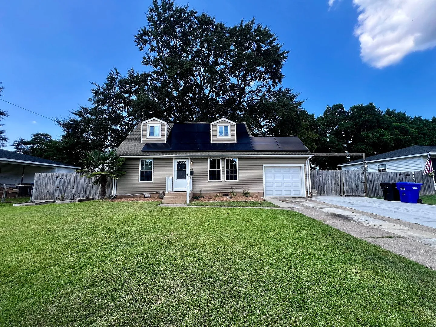 Gorgeous Updated 4-Bedroom Home in Prime Virginia Beach Location with Solar Panels — Photo 1