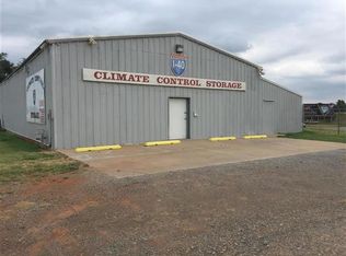 301 E 20th St, Elk City, OK 73644