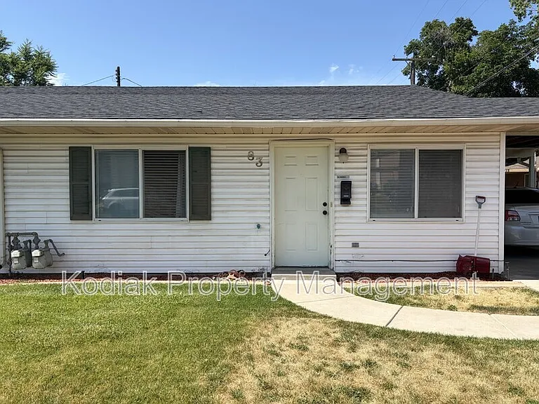 83 E 550 N — Photo 1
