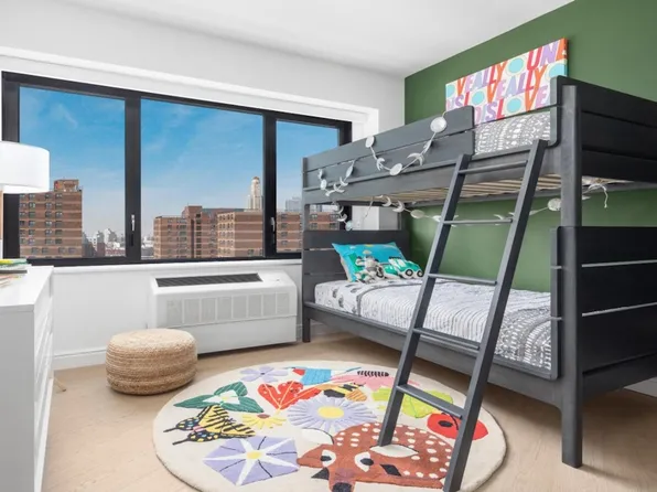 475 Clermont Avenue image 7 of 23