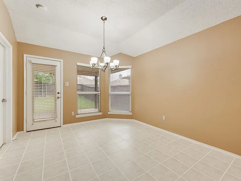 9909 Coolidge Dr — Photo 13