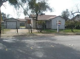 1828 Robertson Rd, Modesto, CA 95351