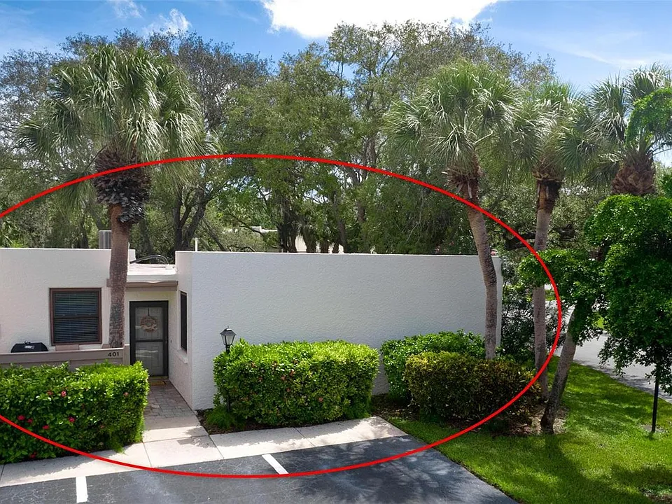 401 Palm Tree Dr