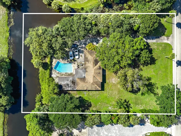 8550 Nashua Drive, Palm Beach Gardens, FL 33418