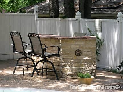 3rd image of 4512 Indian Oaks Trl