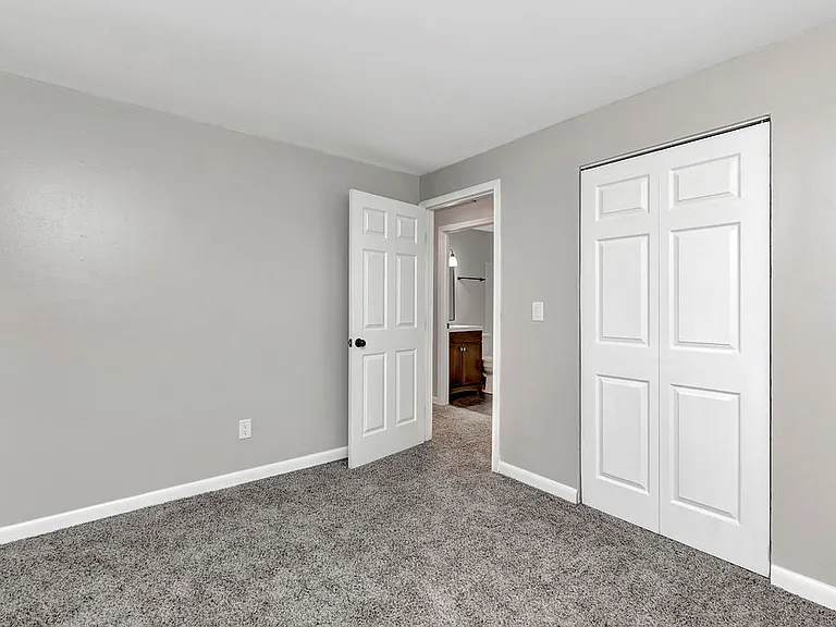 4918 Neptune Ln — Photo 15