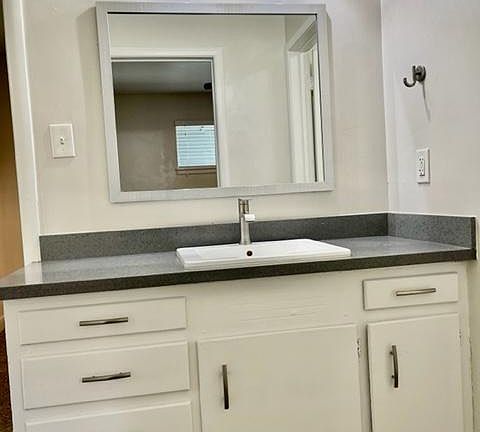 3rd image of 1620 G St #22