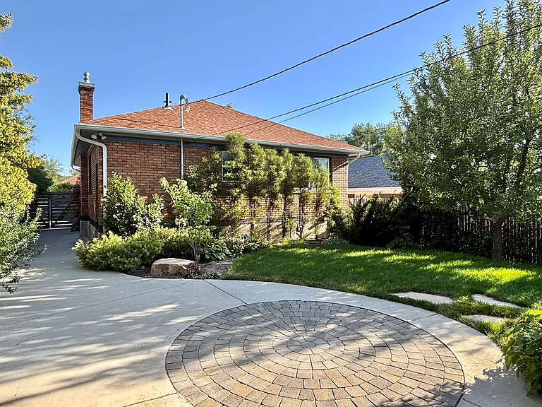 953 E Lowell Ave — Photo 42