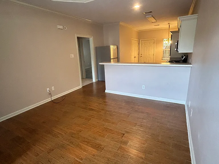 201 Powell Dr #E — Photo 12