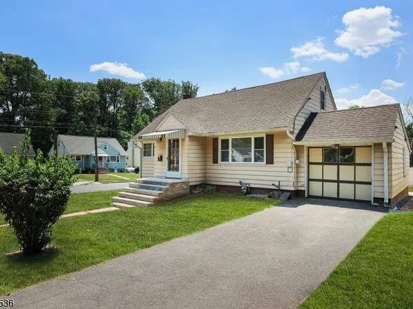 538 Dietz St, Roselle, NJ 07203