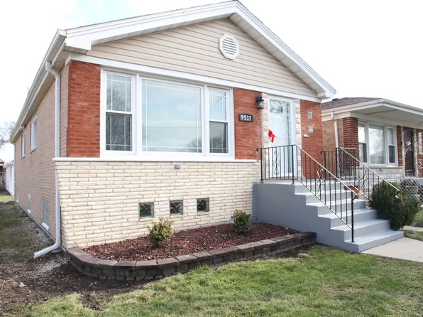 9537 S La Salle St, Chicago, IL 60628
