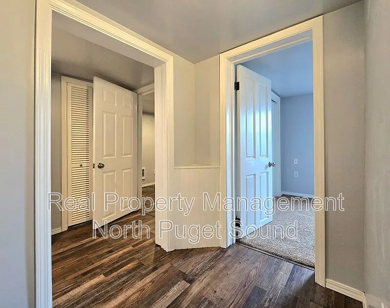1 bed, 1.0 bath, 400 sqft, $1,050 — Photo 4