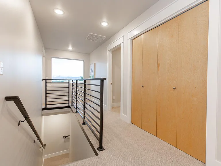 702 Circle F Trl #B — Photo 16