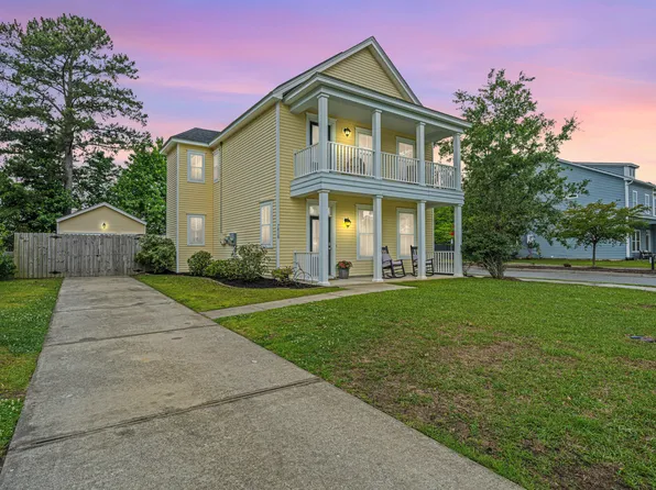 7418 Purser Ln, Hanahan, SC 29410