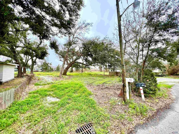 115 W 208th St, Galliano, LA 70354