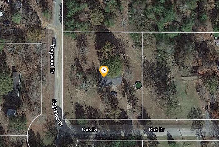1st image of 408 Oak Dr