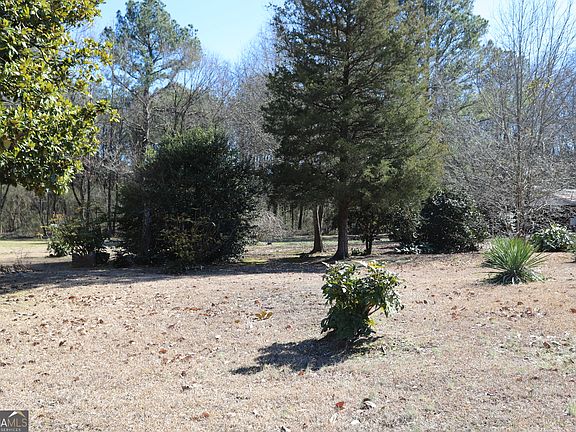 3rd image of 6797 Highway 114