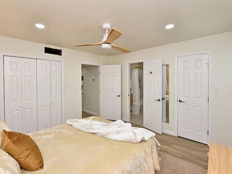 3224 Timmons Ln #112 — Photo 28