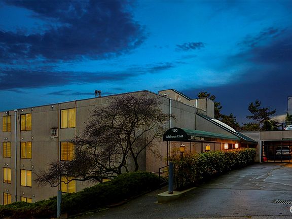 2nd image of 150 Melrose Avenue E #302