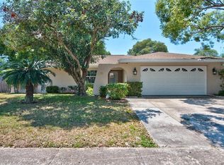 3372 Fox Hill Dr, Clearwater, FL 33761