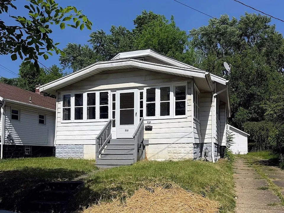 751 Merton Ave