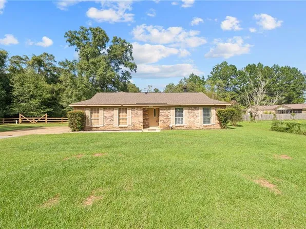 12730 Union Church Dr, Grand Bay, AL 36541
