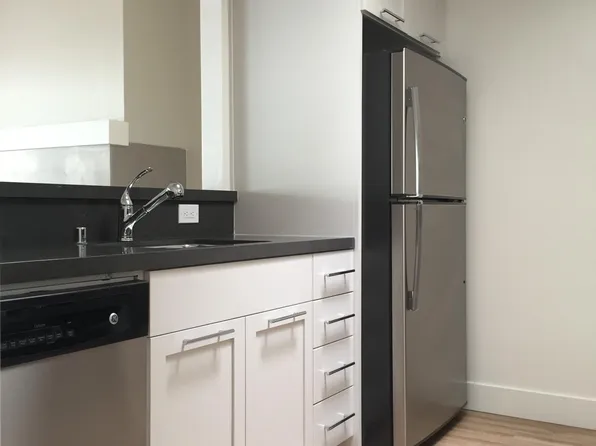 950 N San Antonio Rd APT 12A, Los Altos, CA 94022