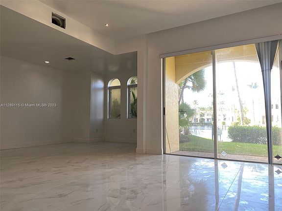 3rd image of 21032 NE 32nd Ave #21032