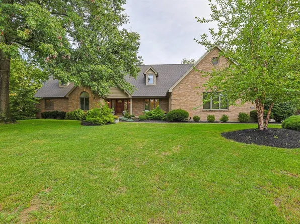 9202 Souffle Cir, Loveland, OH 45140