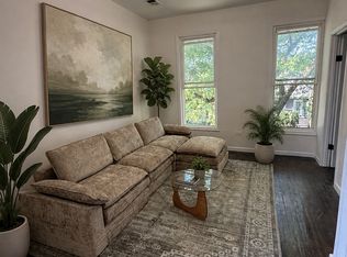 1619 N Whipple St #2, Chicago, IL 60647
