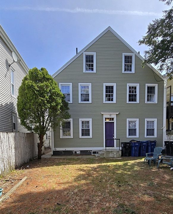 1st image of 26 Essex St #2