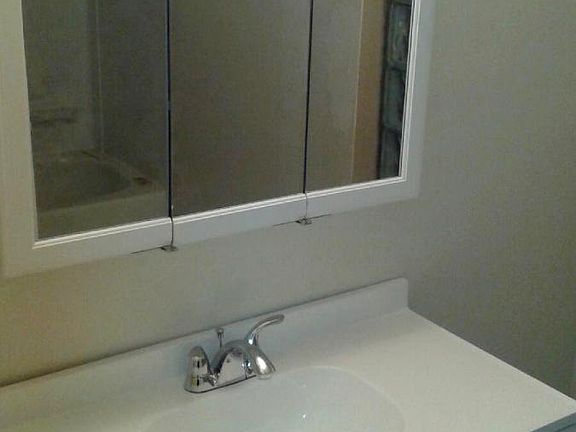 5th image of 5084 Lafontaine St