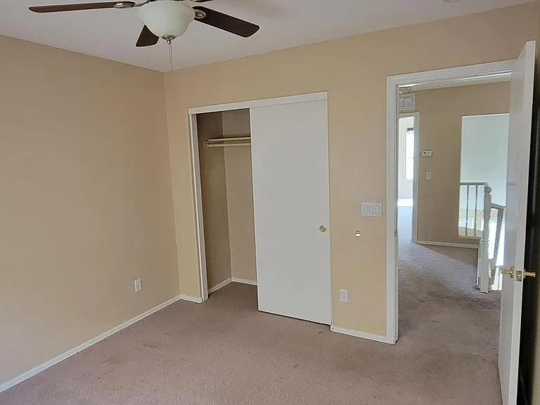17440 W Caribbean Ln — Photo 11