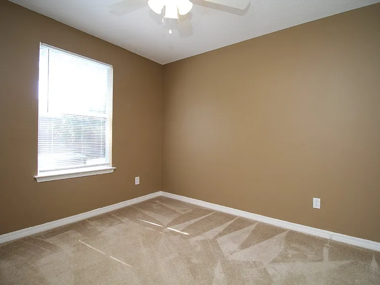 4319 Crosswinds Dr — Photo 15