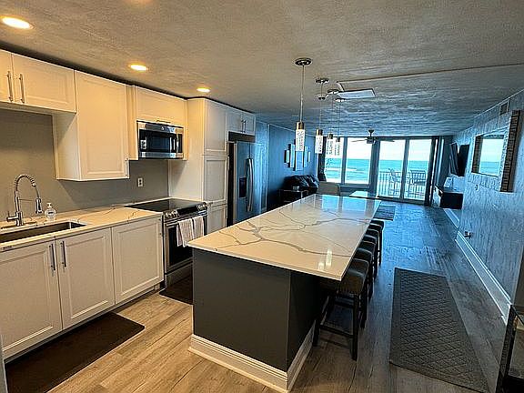 4th image of 3815 S Atlantic Ave APT 306