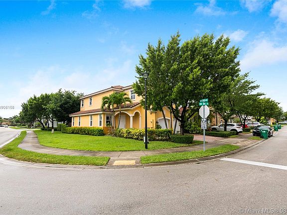 5th image of 10802 NW 84th Ln #10802