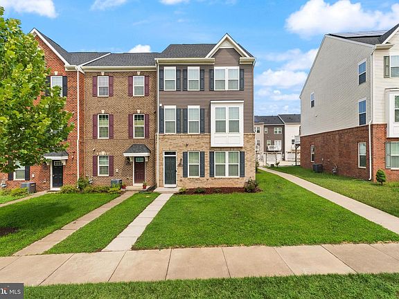 2nd image of 11364 Willow Green Cir