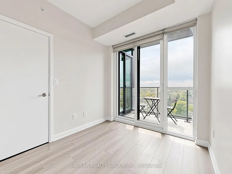 11 Bogert Ave #1106 — Photo 26